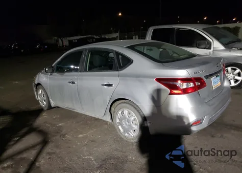 2017 Nissan Sentra S z USA, uszkodzony, nr VIN 3N1AB7APXHY210645